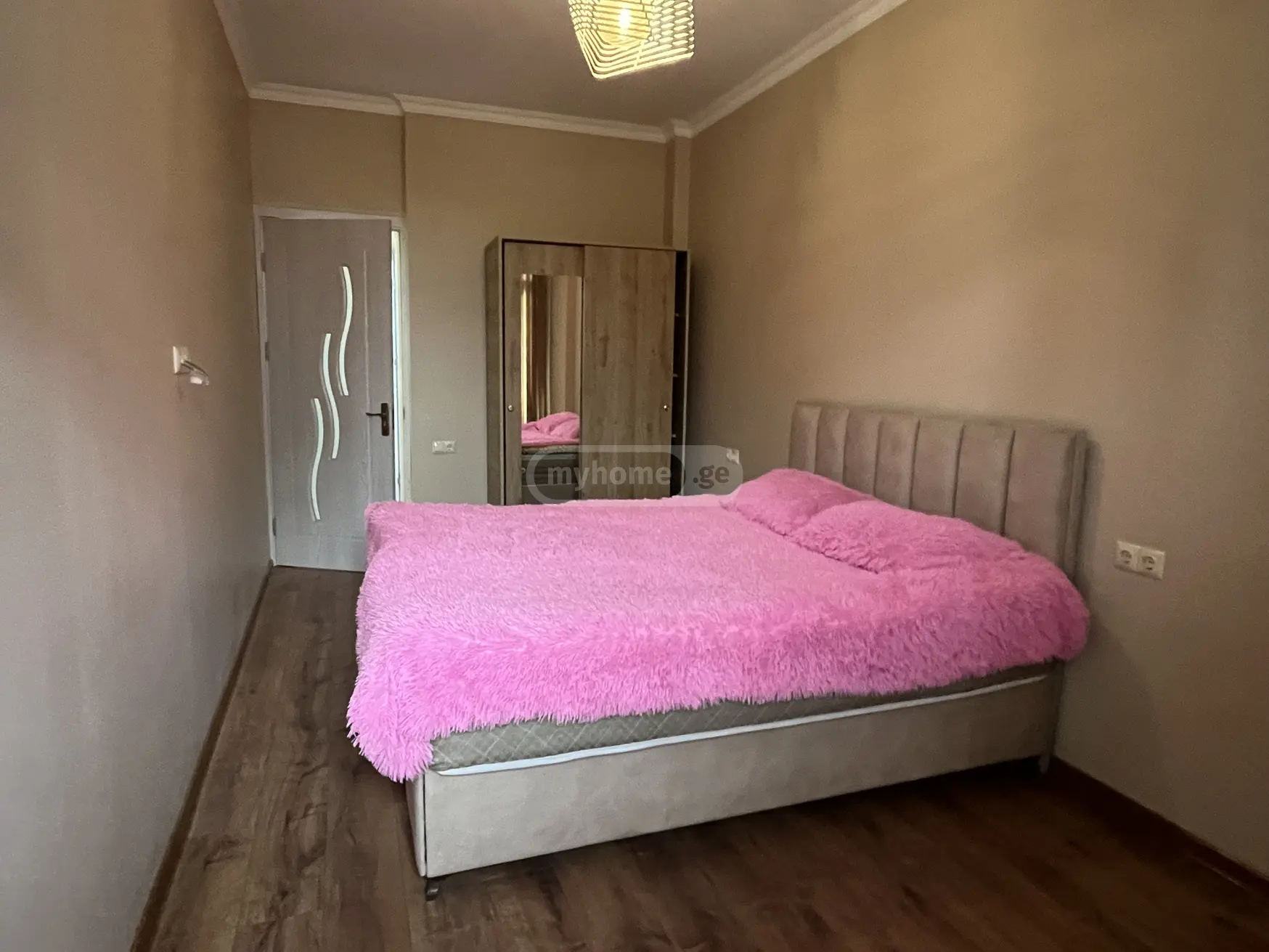 Daily Rent 2 Room Apartment view 8