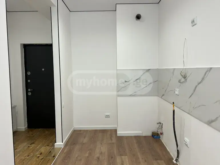 For Sale 2 Room Apartment Tabakhmelashi view 9