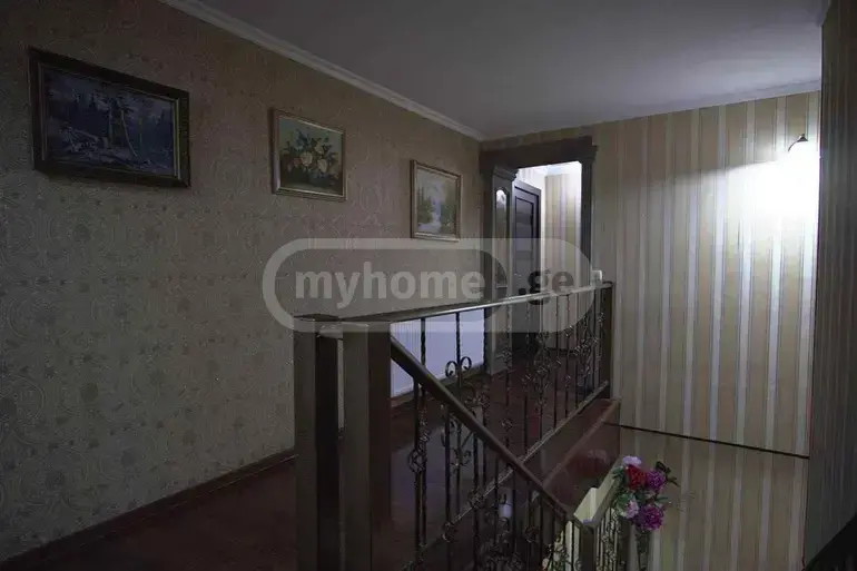 For Sale 10+ Room Sastumro Telavshi view 4