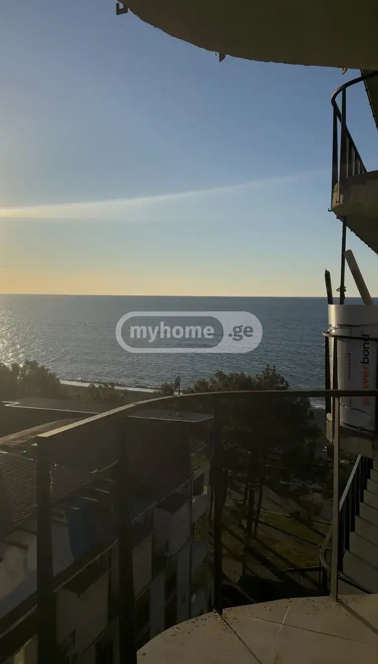 For Sale 3 Room Apartment Kobuletshi view 1