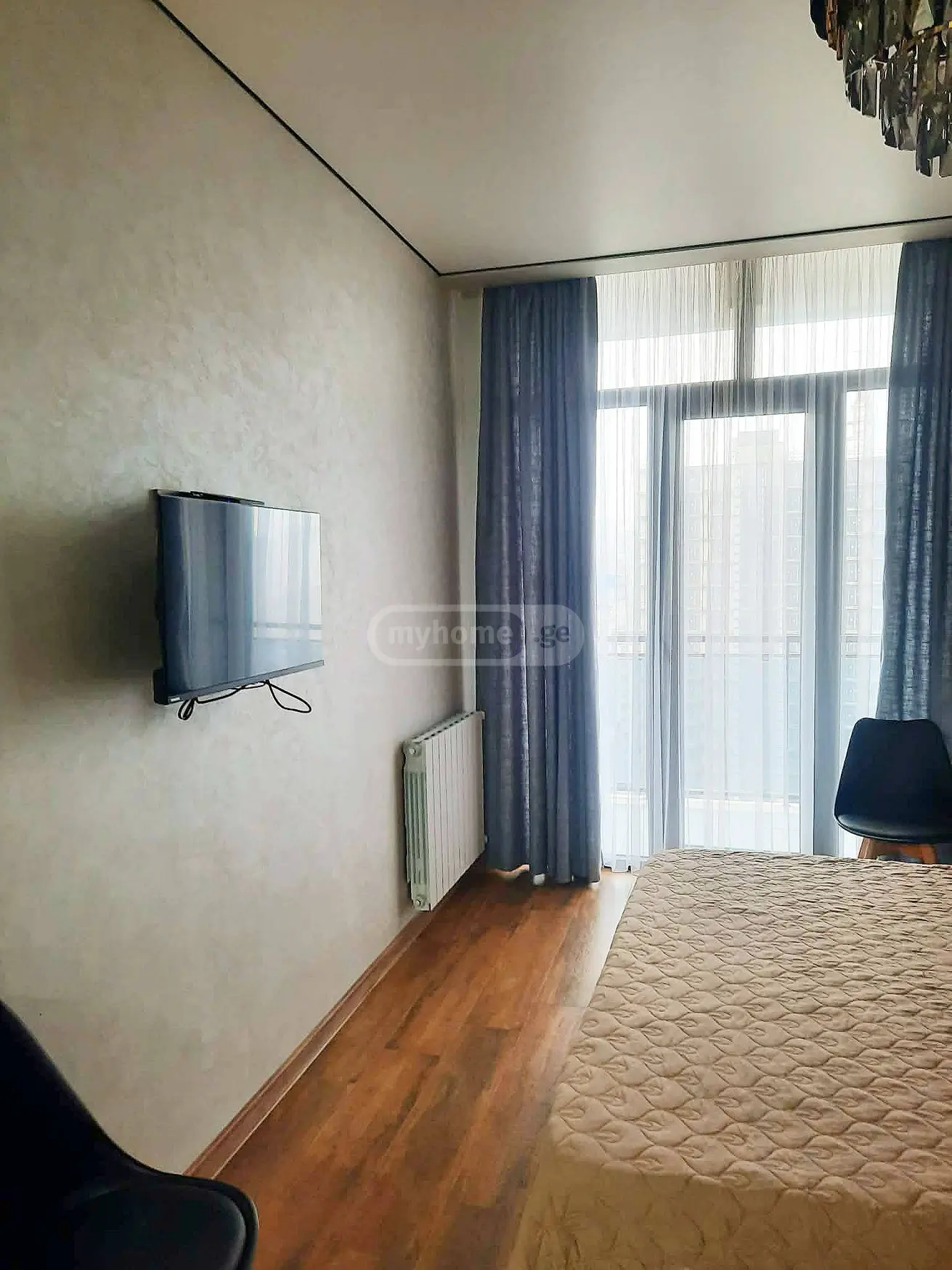 For Rent 1 Room Apartment view 2