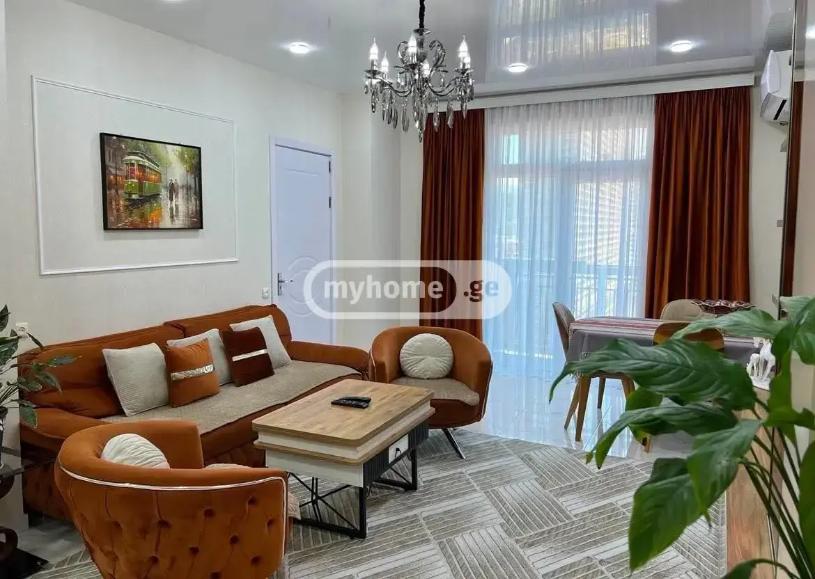 For Sale 3 Room Apartment view 1