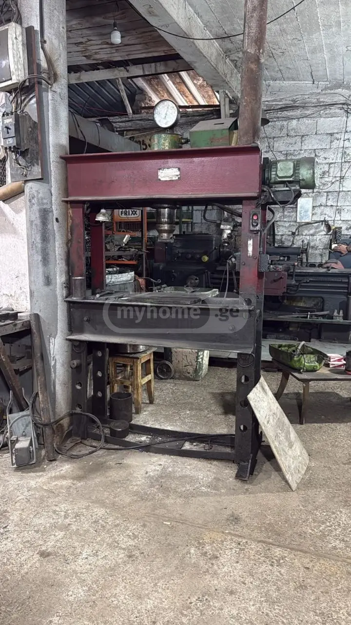 For Sale Avtoservisi Commercial Space In Batumi view 13