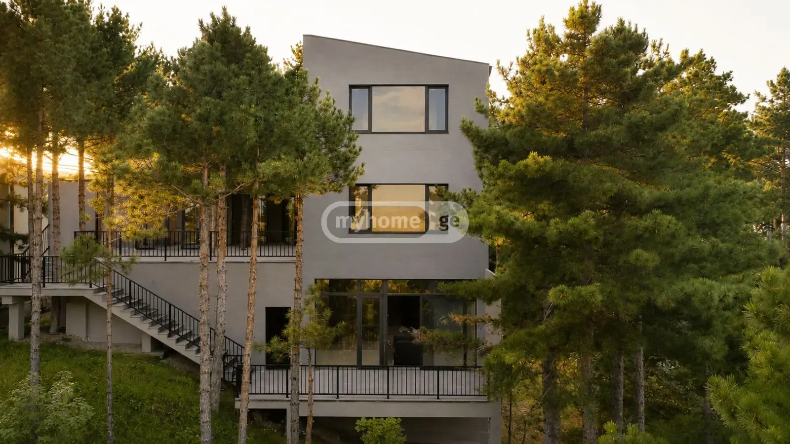 For Sale 8 Room Private House Tsqnetshi view 1