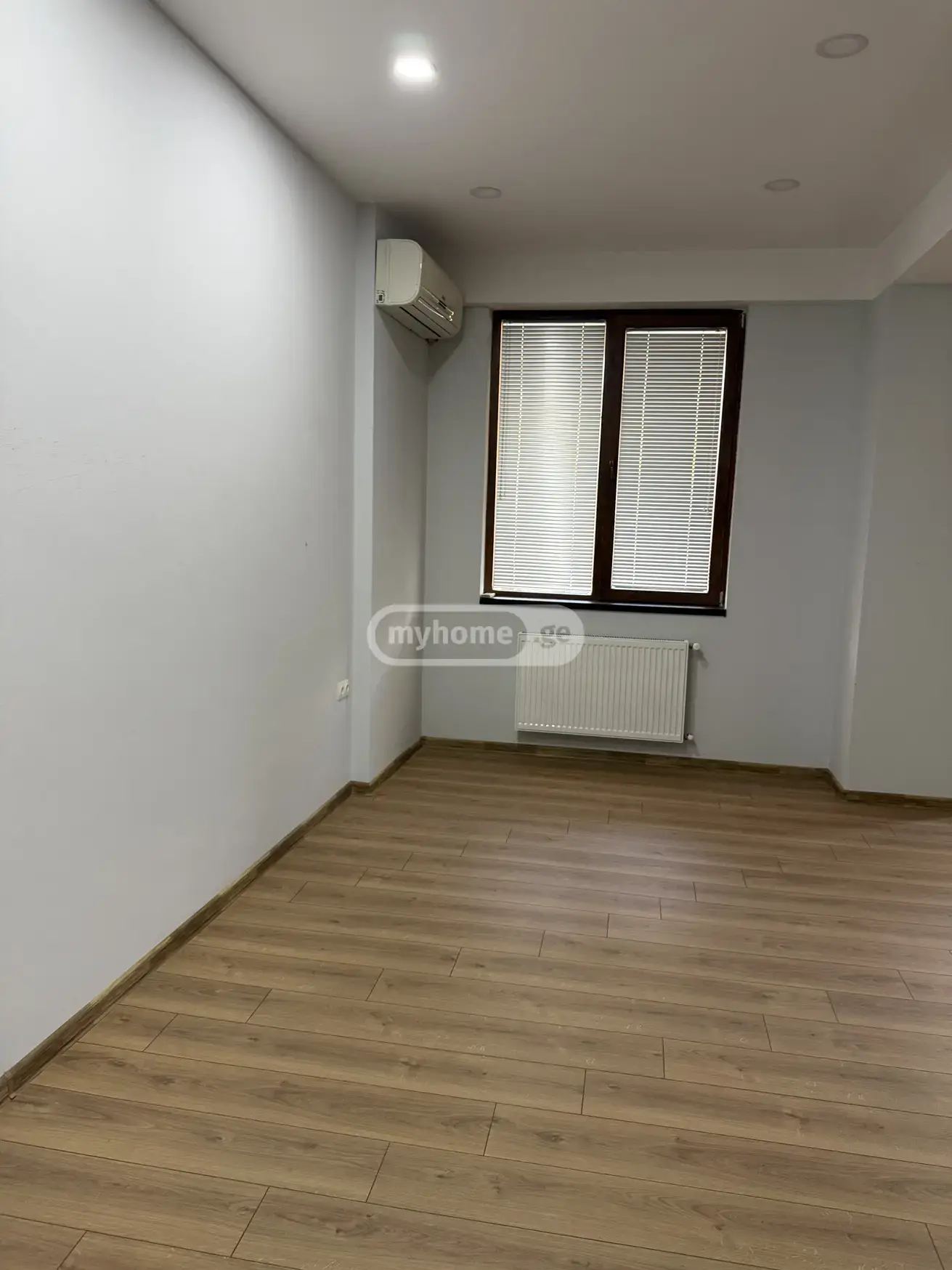 For Sale Saopise Commercial Space Dighmis Masivshi view 2