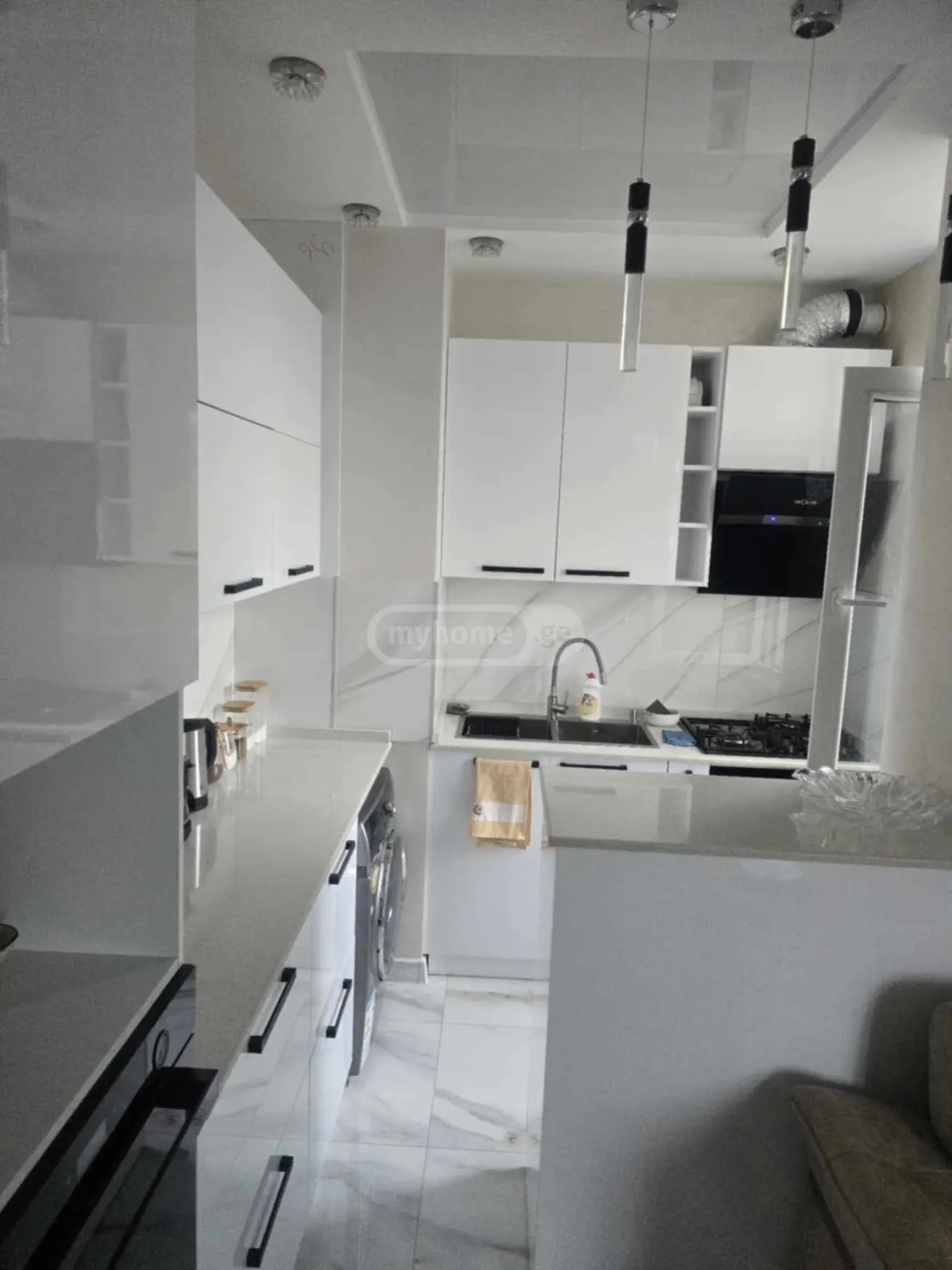 For Rent 4 Room Apartment view 3