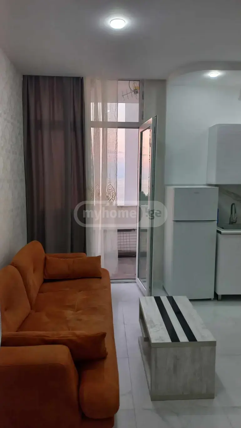 For Rent 3 Room Apartment view 2