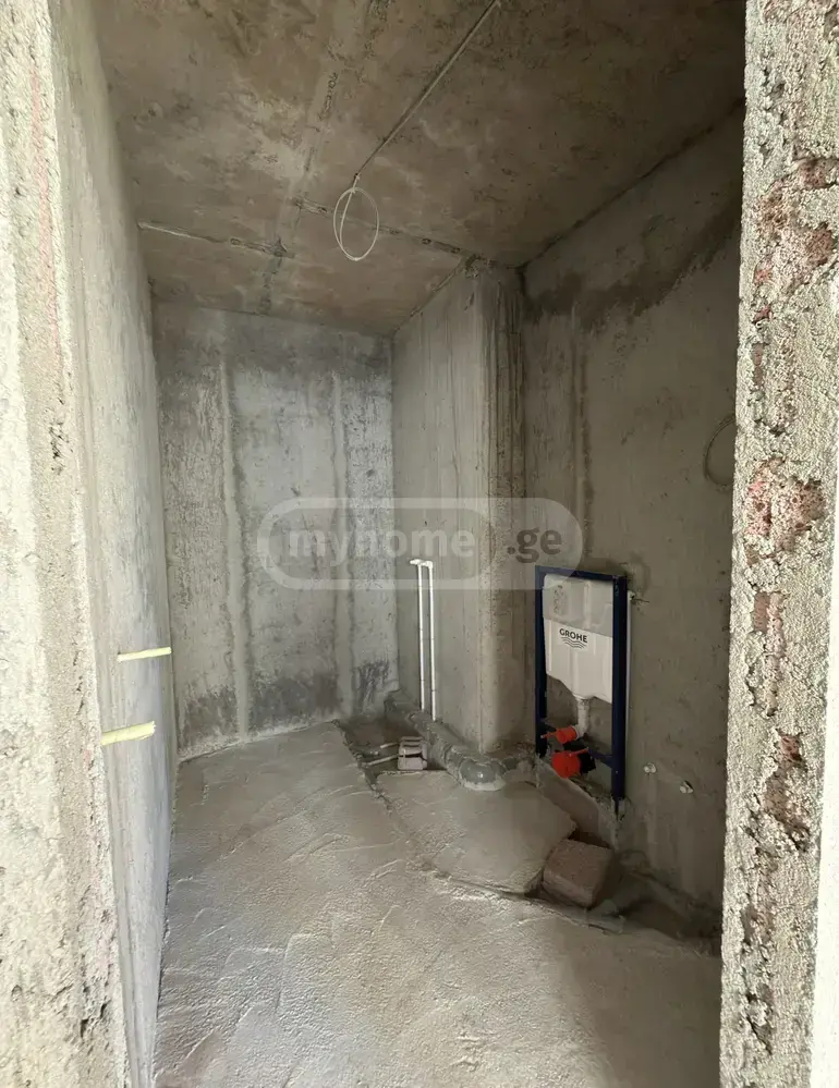 For Sale 3 Room Apartment Kobuletshi view 17