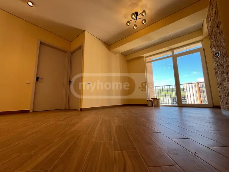 For Sale 2 Room Apartment Tabakhmelashi view 3