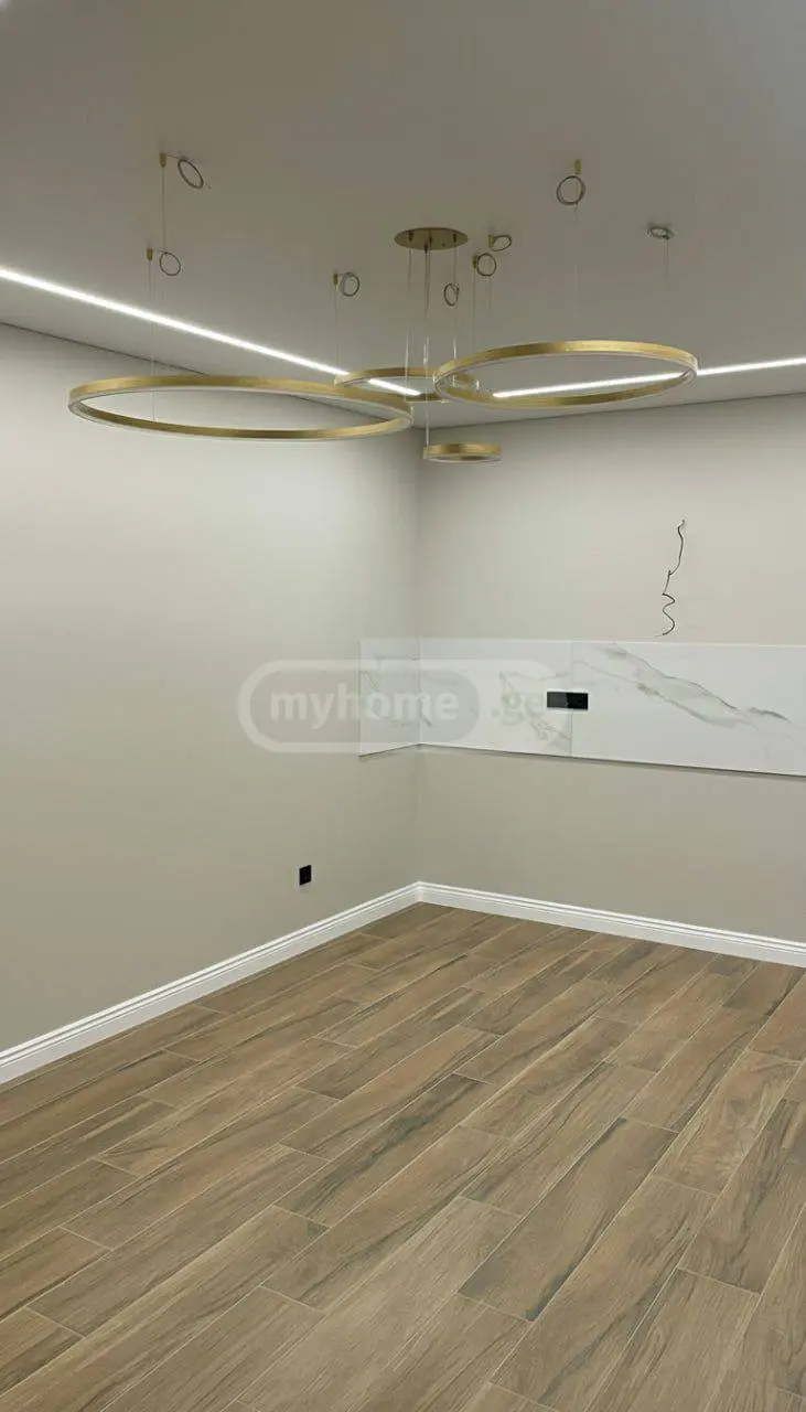 For Sale 1 Room Apartment view 4