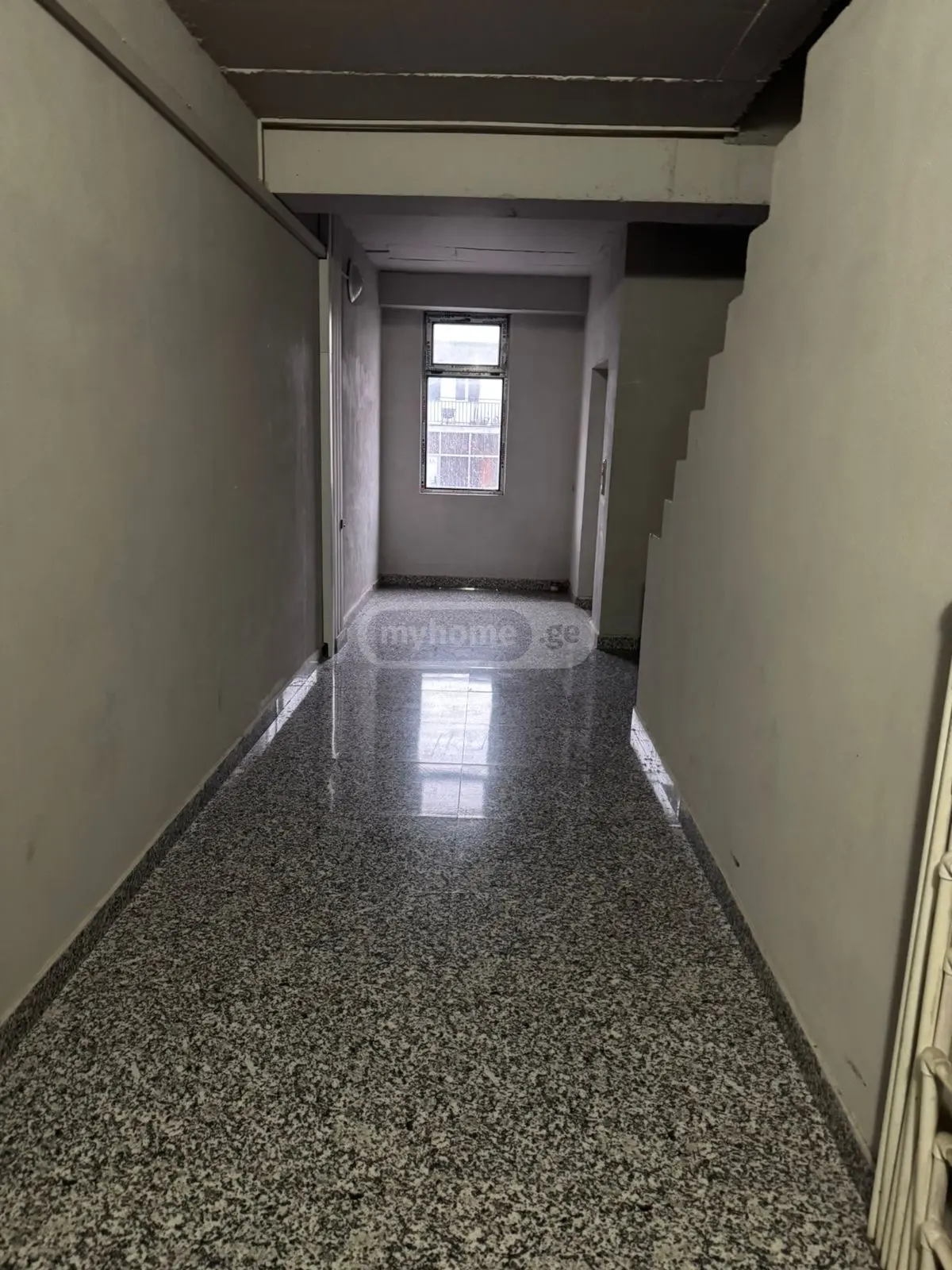 For Sale 3 Room Apartment Kutaisshi view 4