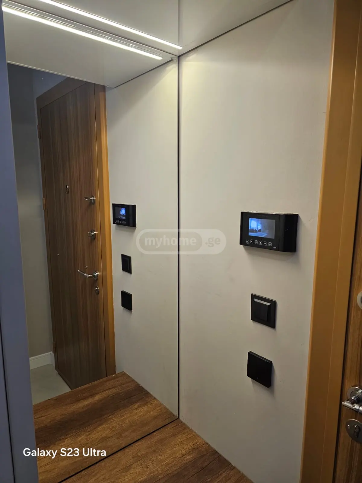 For Sale 2 Room Apartment view 4