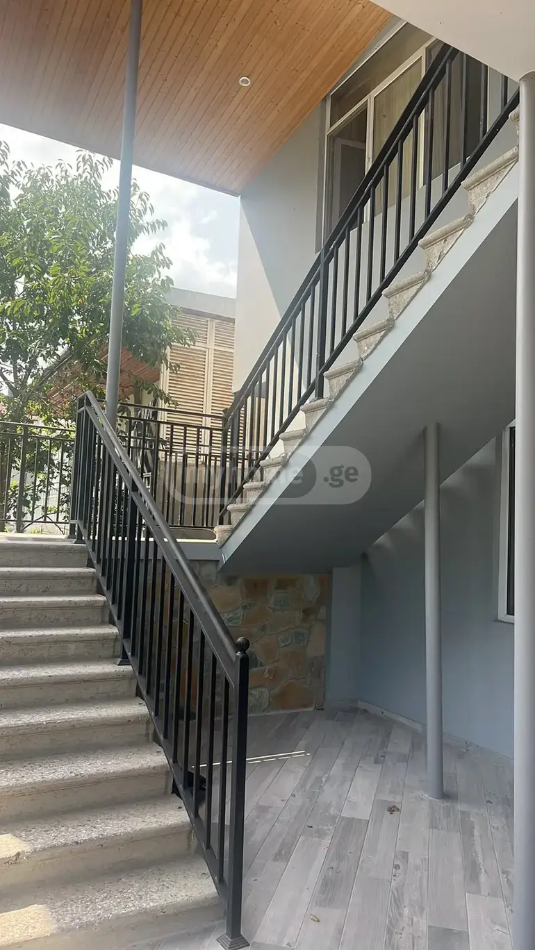 For Sale 10+ Room Private House Tsqnetshi view 15