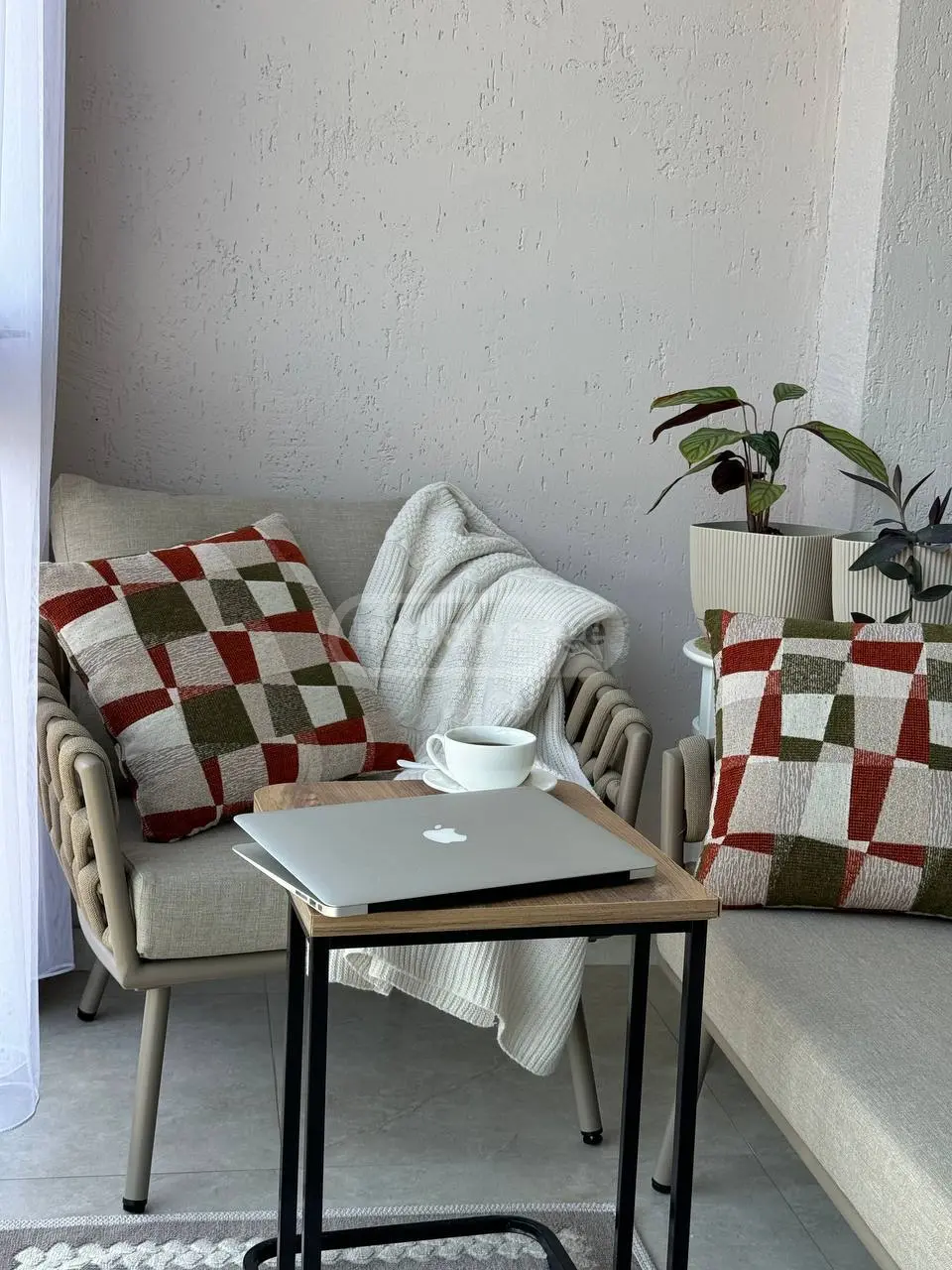 For Rent 2 Room Apartment Kobuletshi view 1