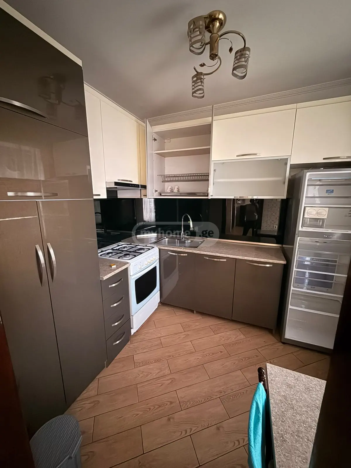 For Rent 3 Room Apartment Kutaisshi view 3