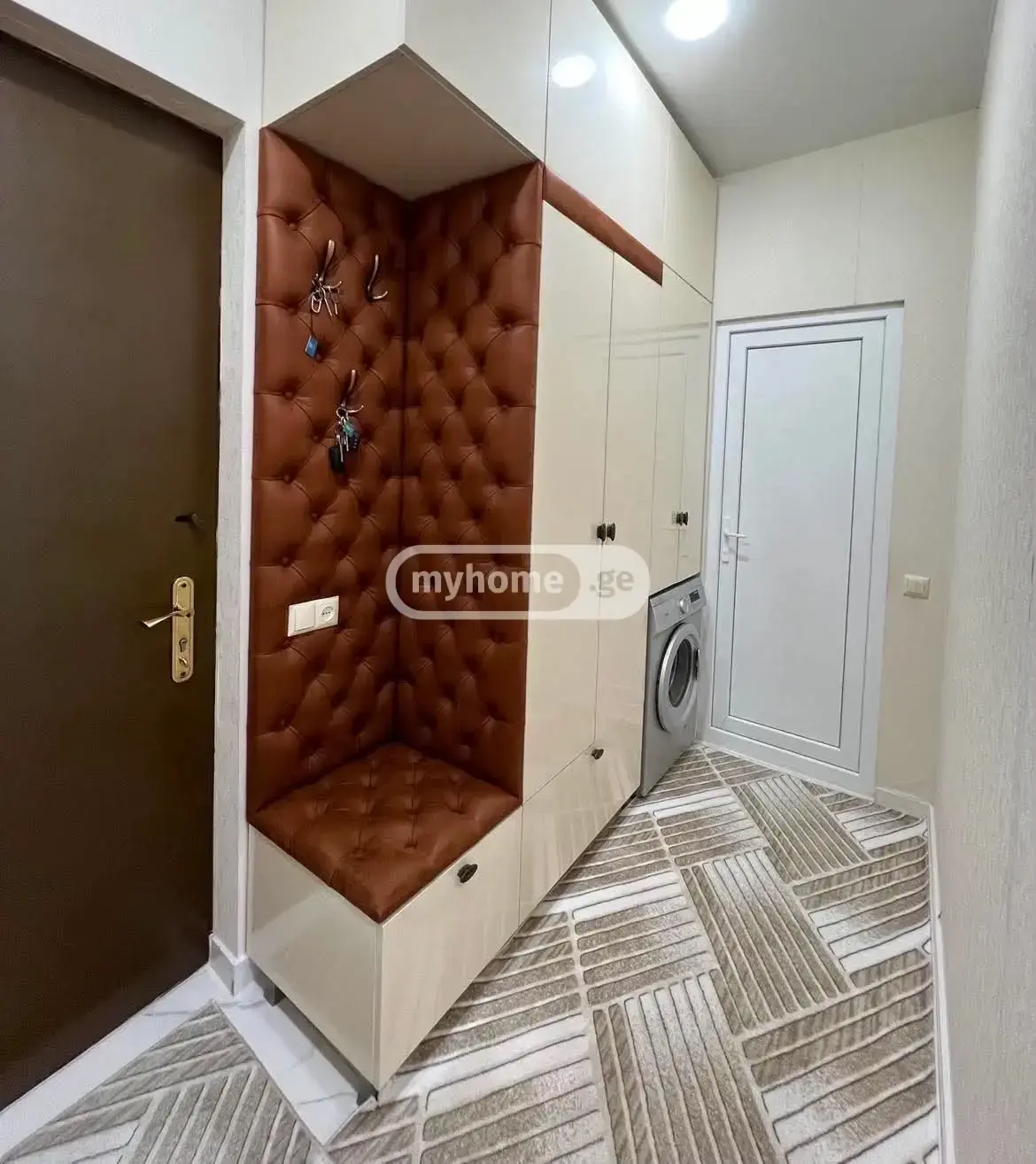 For Sale 3 Room Apartment view 6