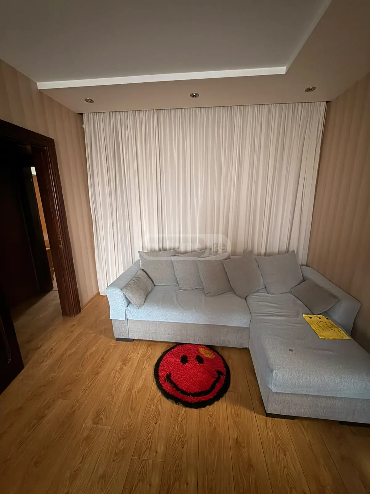 For Rent 3 Room Apartment Kutaisshi view 2