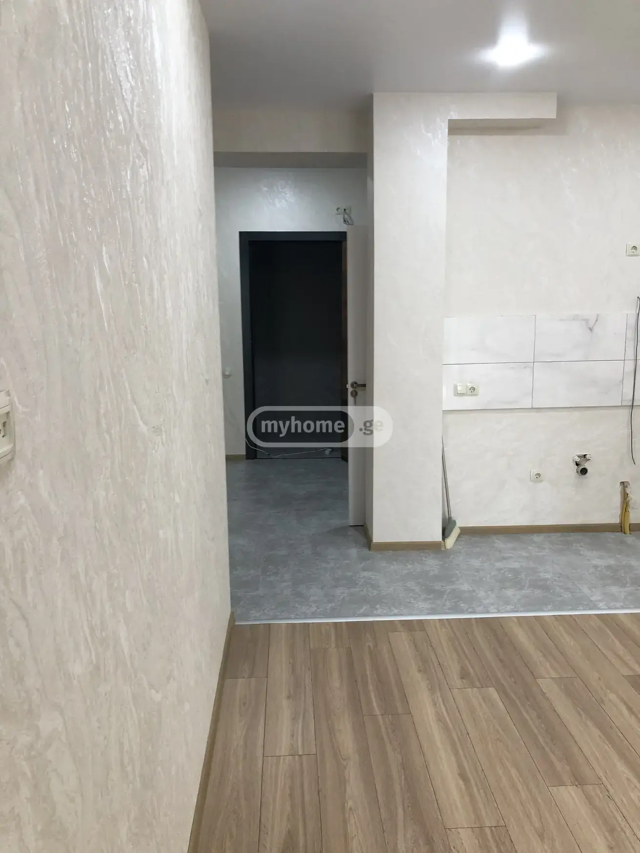 Продажа 2-комната Квартира view 30
