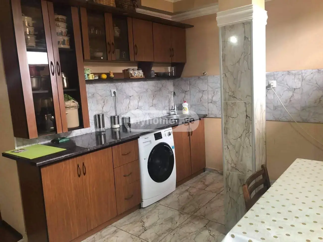 For Rent 4 Room Apartment view 3