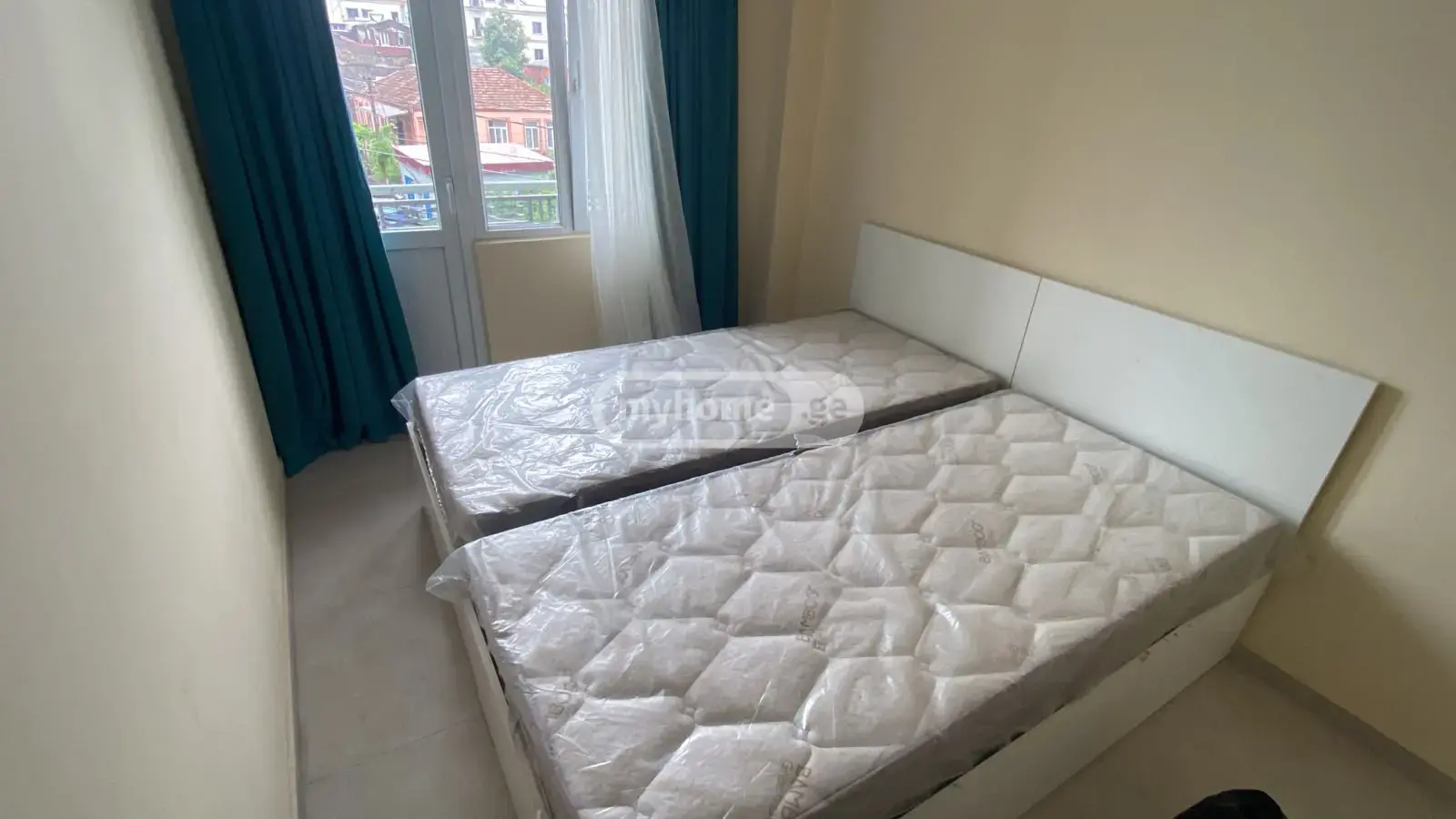 For Rent 2 Room Apartment view 2