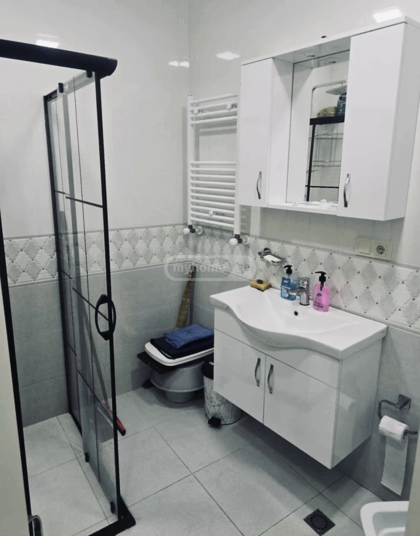 For Rent 4 Room Apartment view 6