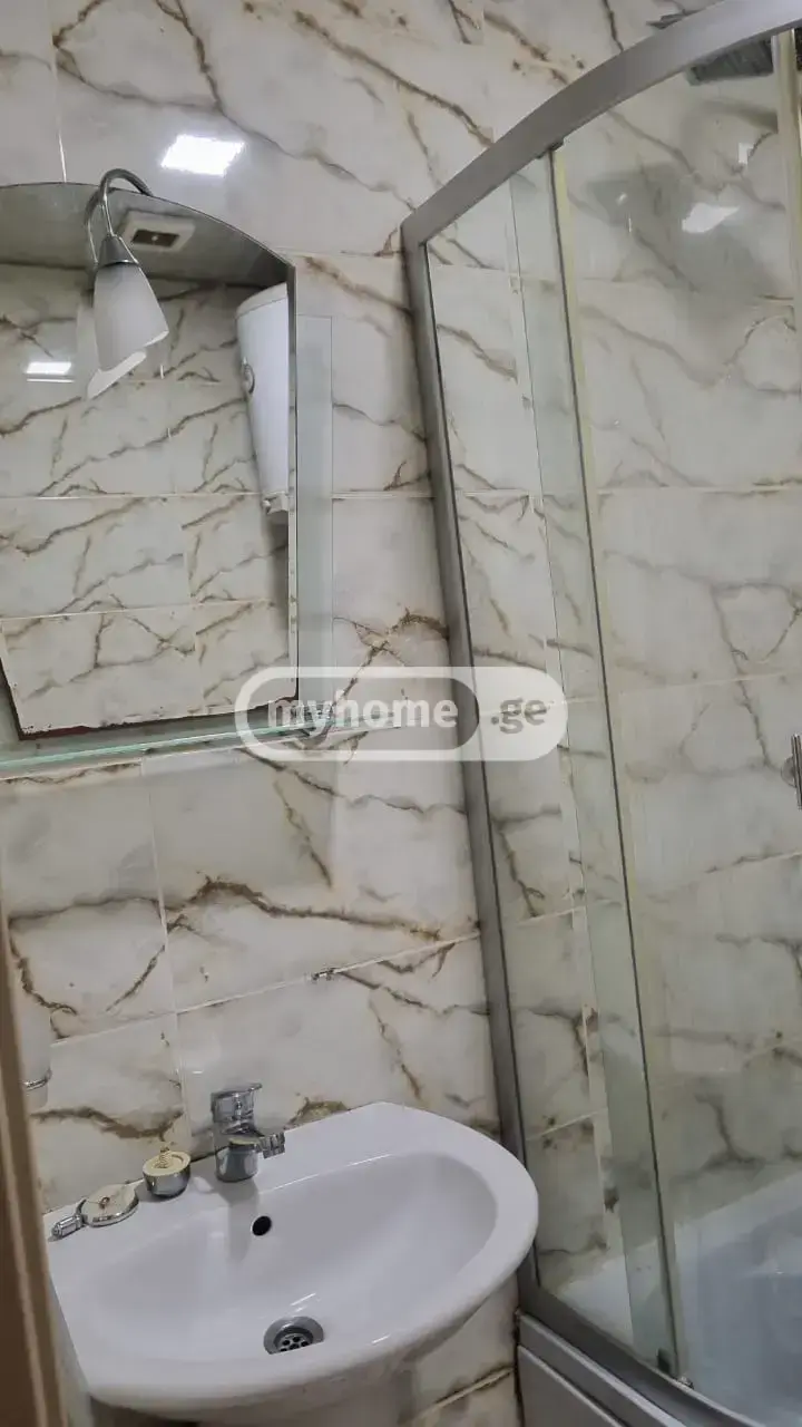 For Sale 3 Room Apartment view 8