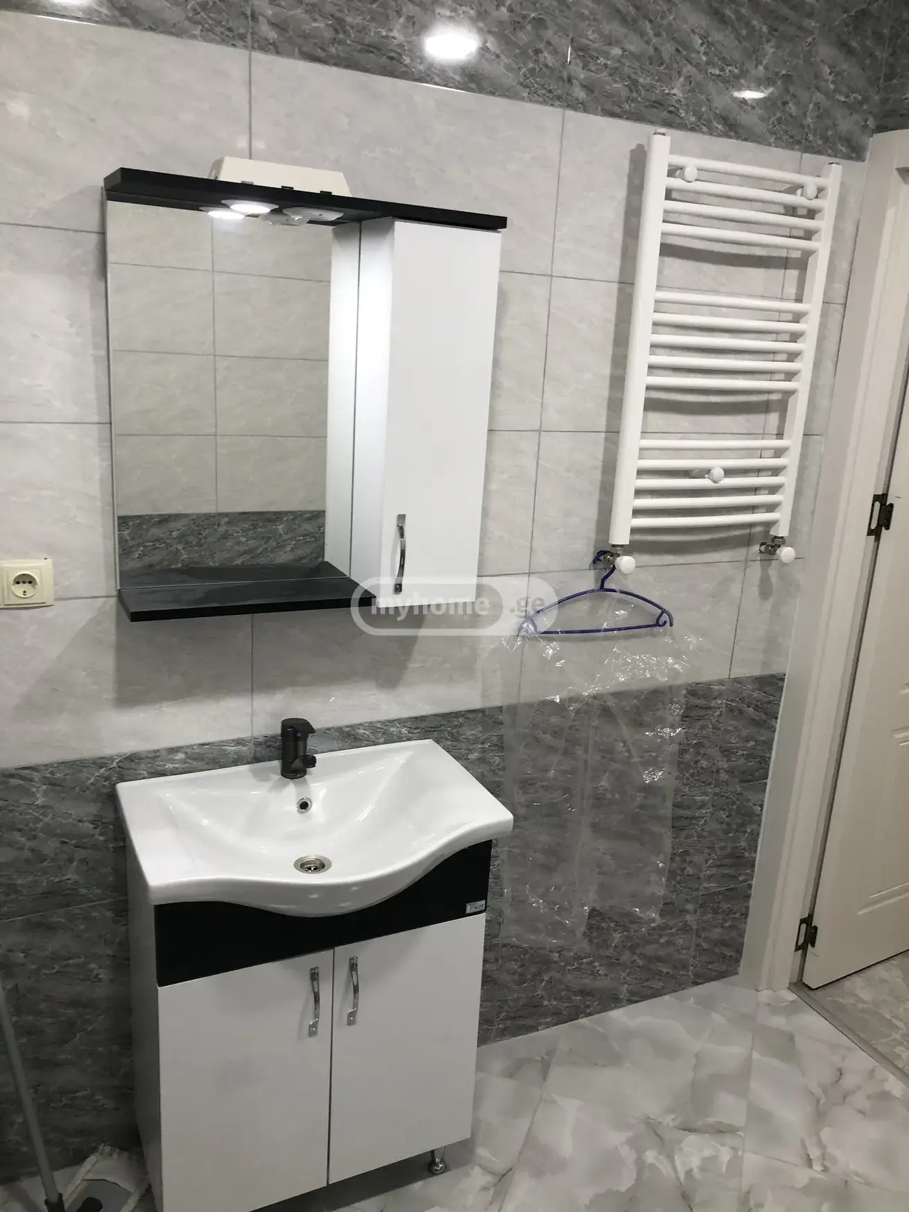 Продажа 2-комната Квартира view 31