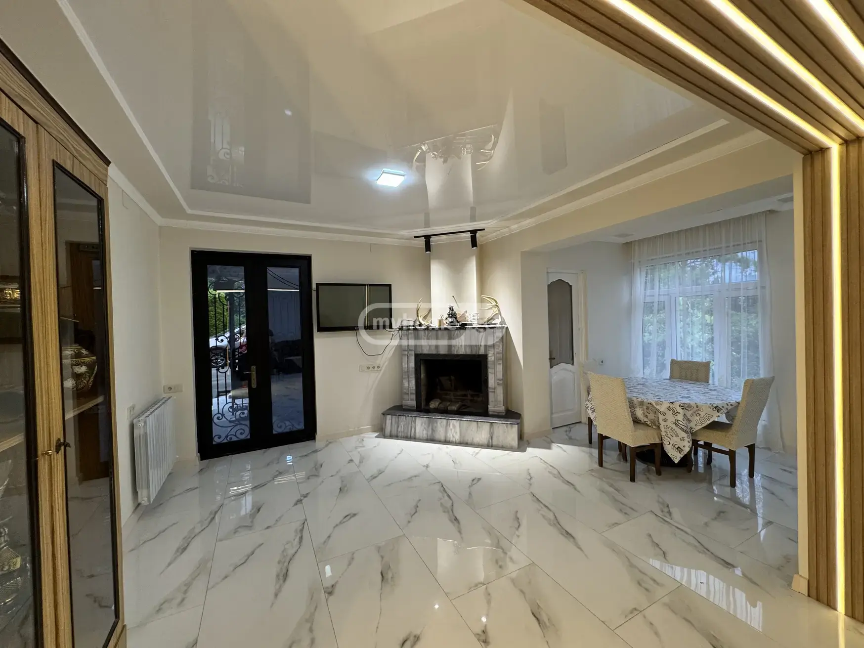 For Rent 4 Room Private House view 2