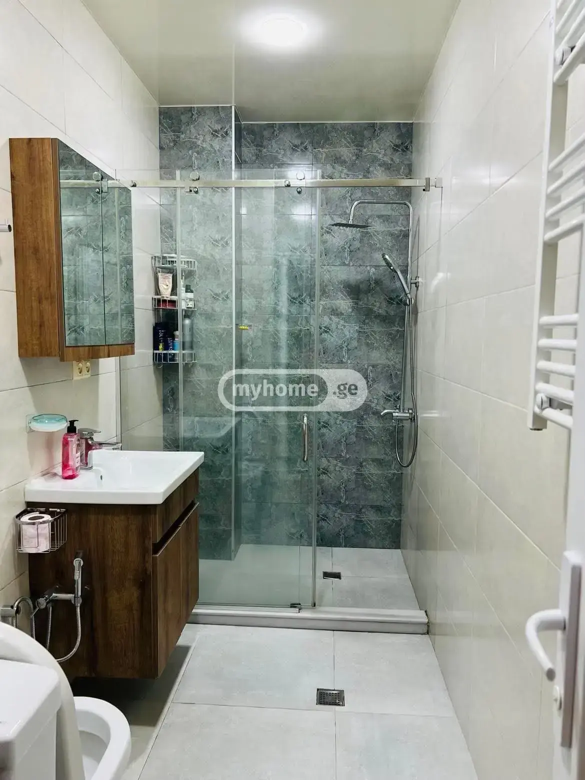 For Sale 3 Room Apartment view 8
