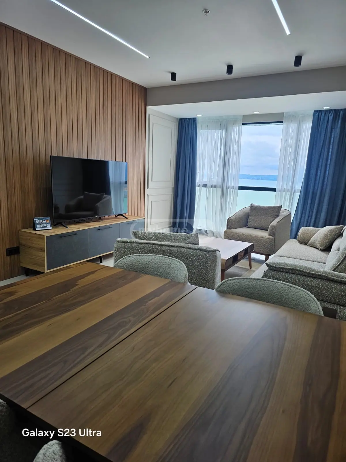 For Sale 2 Room Apartment view 1
