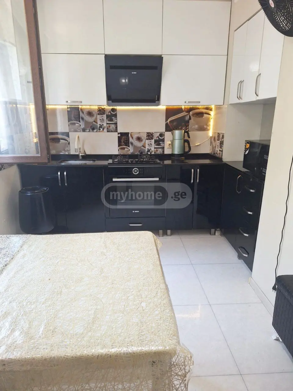 Продажа 3-комната Квартира view 2