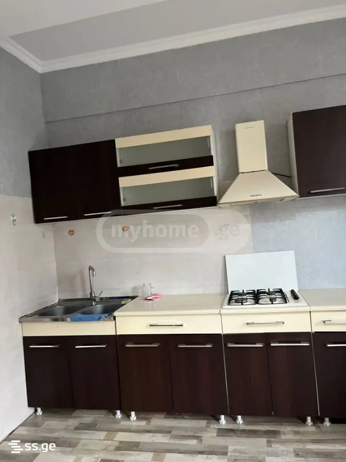 For Rent 3 Room Apartment Tsqnetshi view 2