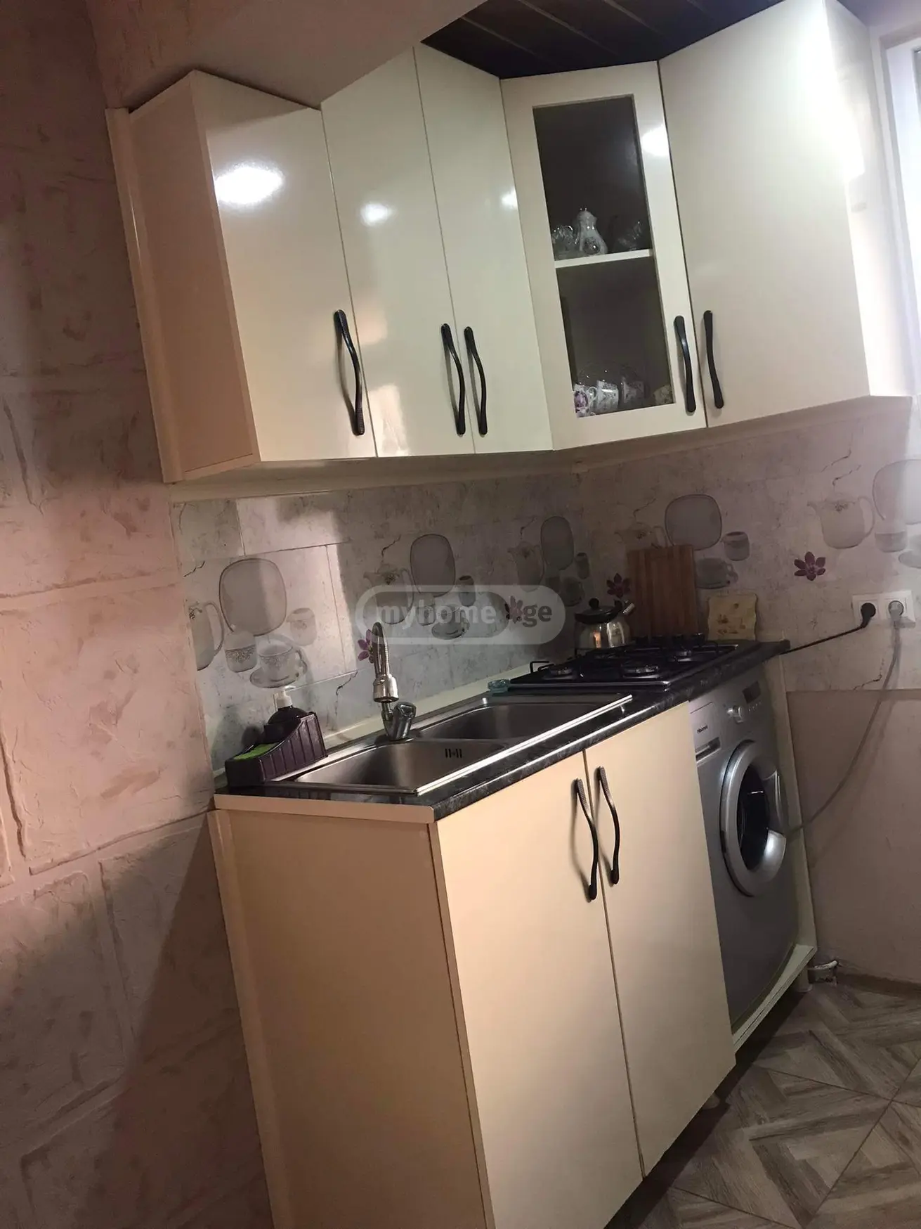 For Sale 2 Room Apartment Kutaisshi view 3