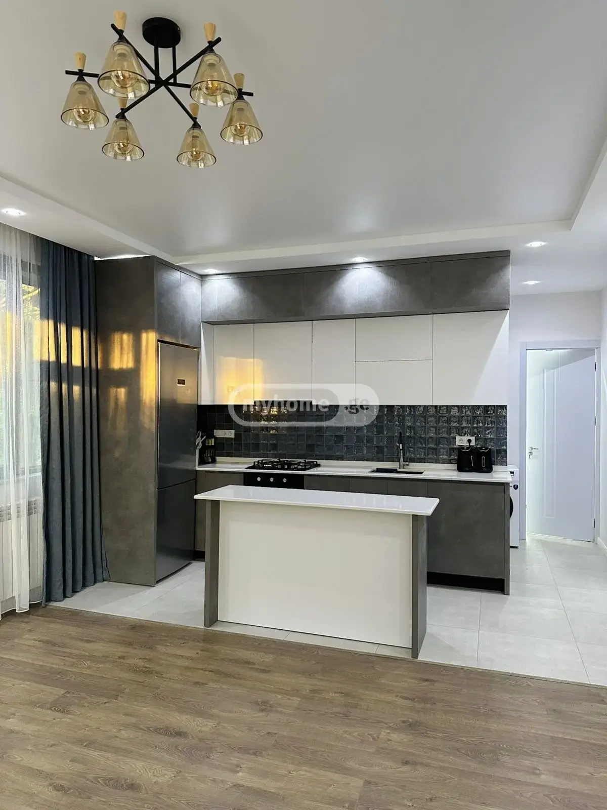 For Sale 7 Room Apartment view 15