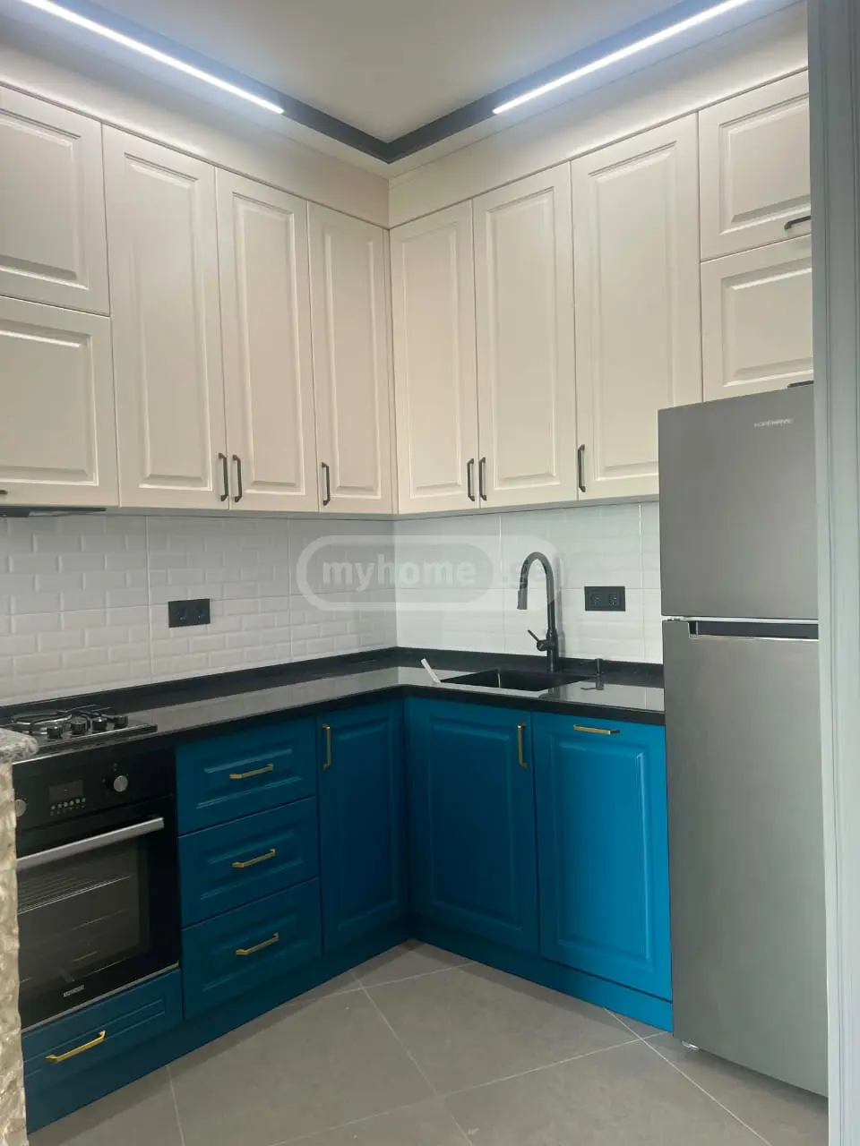 For Rent 3 Room Apartment view 2
