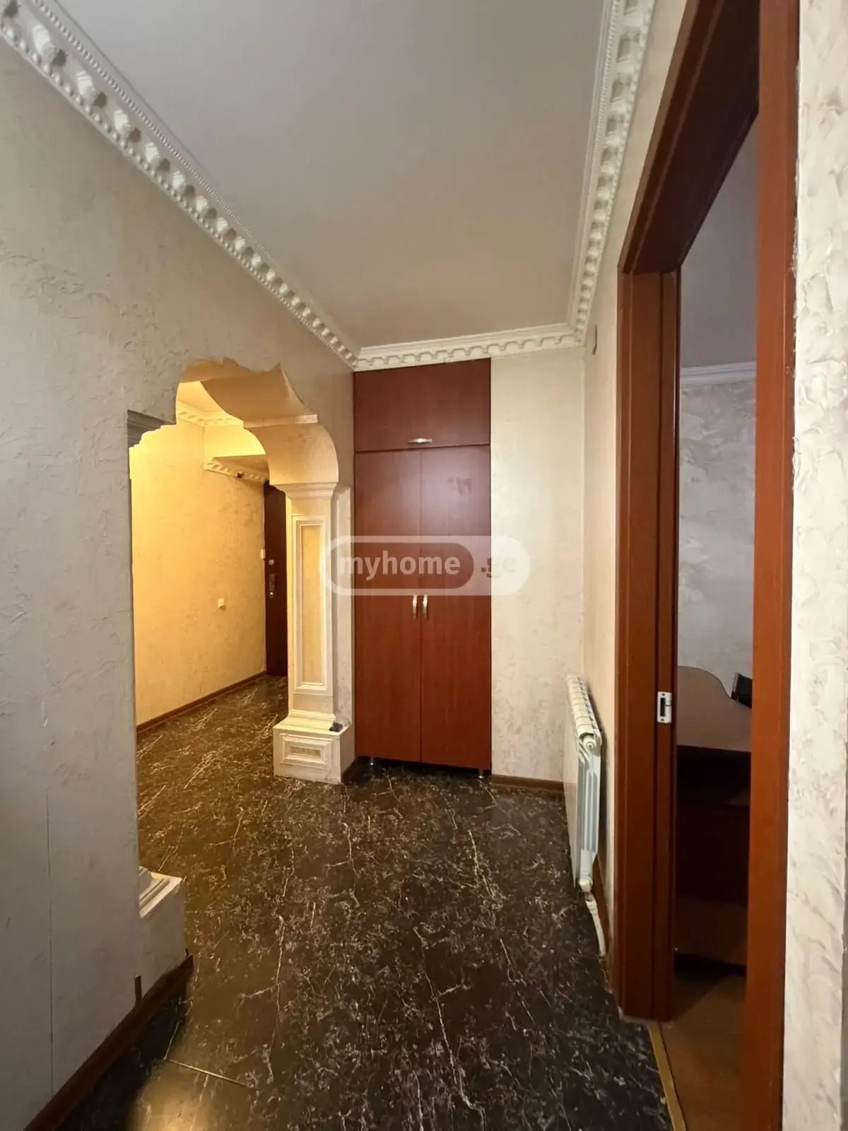 For Rent 4 Room Apartment view 8