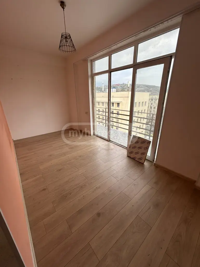 4 Room Flat For Sale view 10