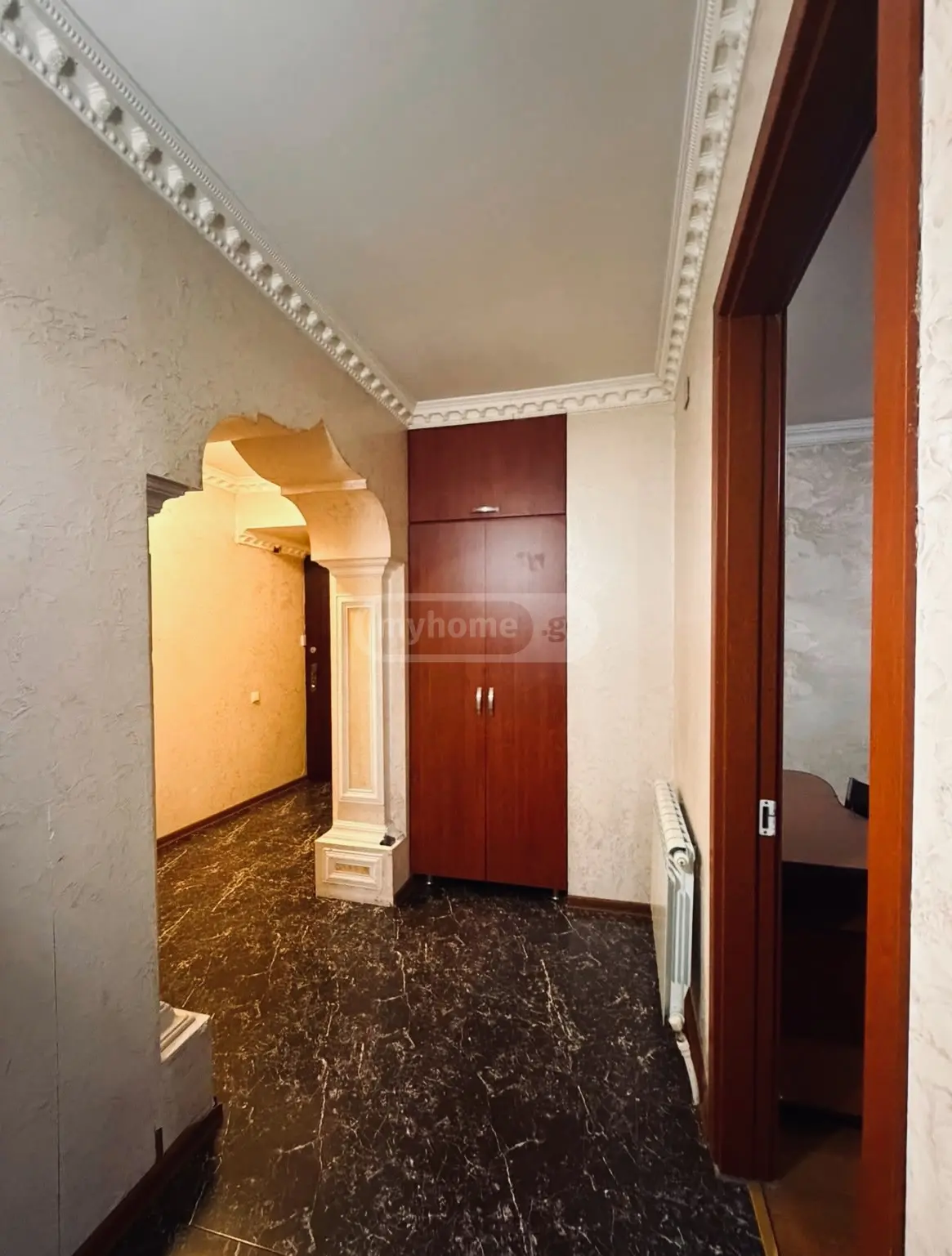 For Rent 4 Room Apartment view 4