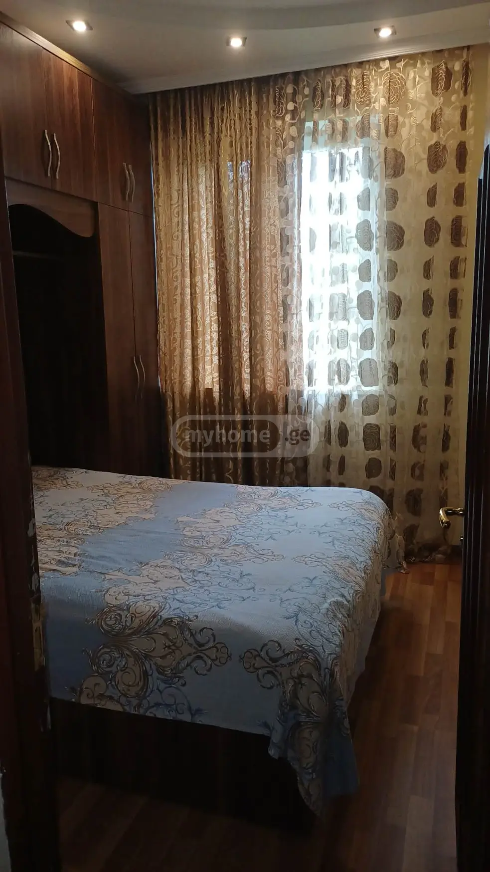 For Rent 3 Room Apartment Kutaisshi view 2