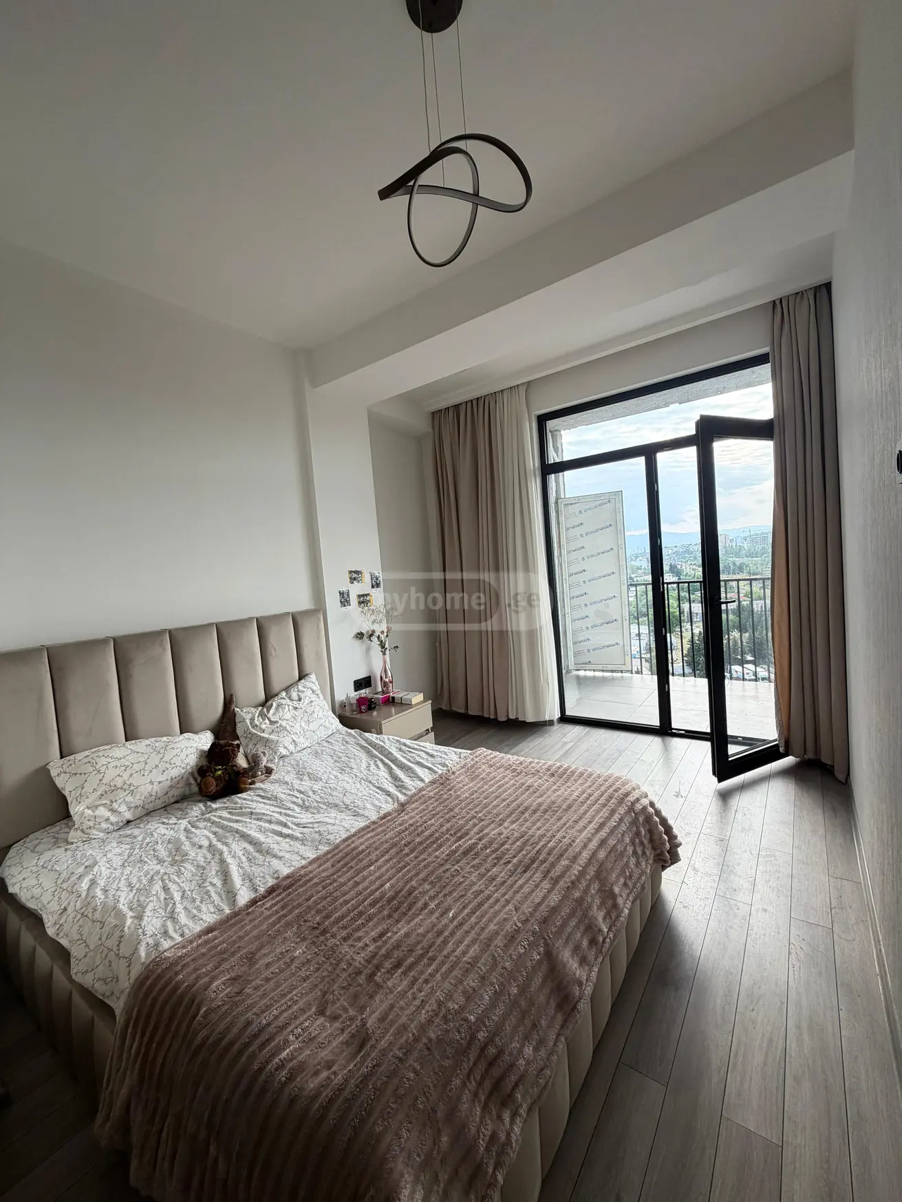 Daily Rent 3 Room Apartment Samgorshi view 2