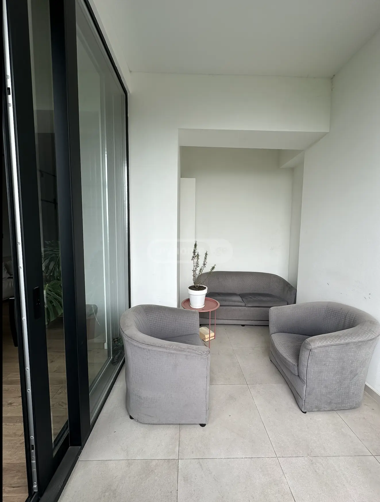 Daily Rent Universaluri Commercial Space Veraze view 3