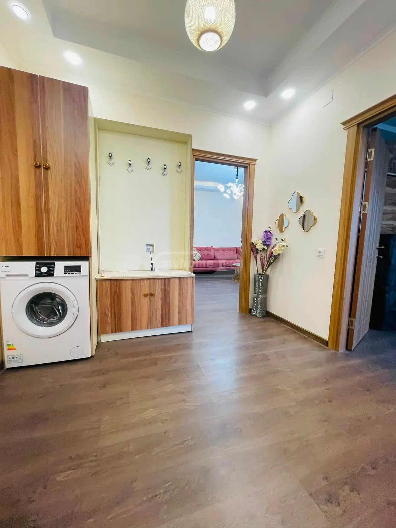 Daily Rent 4 Room Apartment view 11