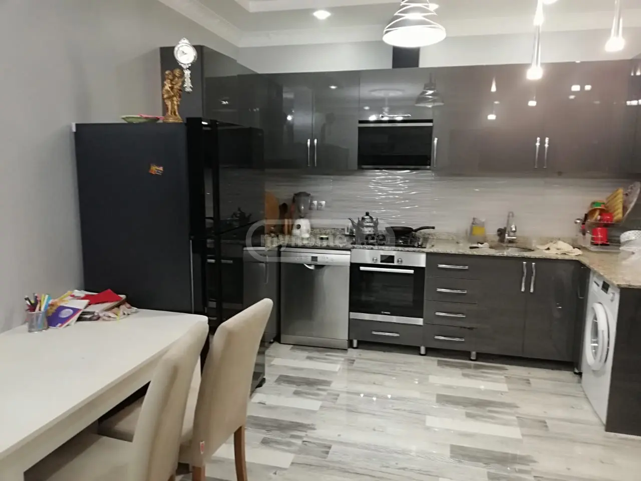 Посуточно 4-комната Квартира view 1