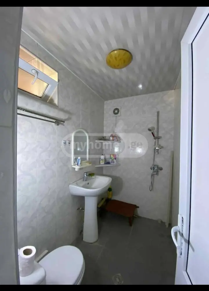 For Sale 2 Room Apartment Gorshi view 9