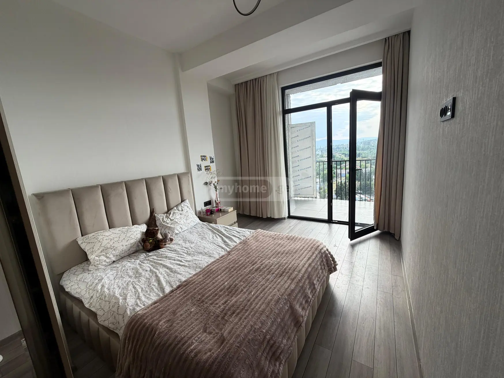 Daily Rent 3 Room Apartment Samgorshi view 6
