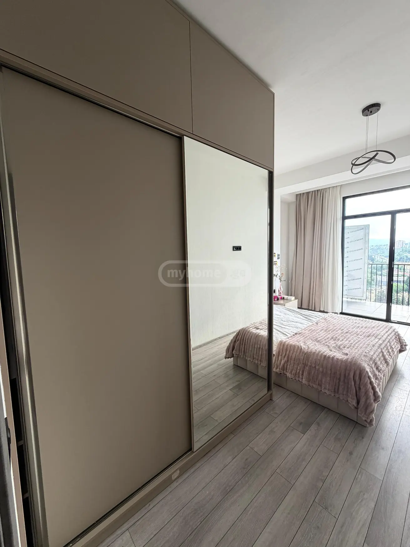 Daily Rent 3 Room Apartment Samgorshi view 9