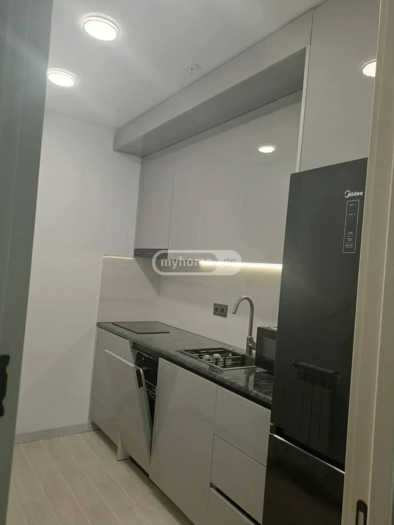 For Rent 2 Room Apartment view 13