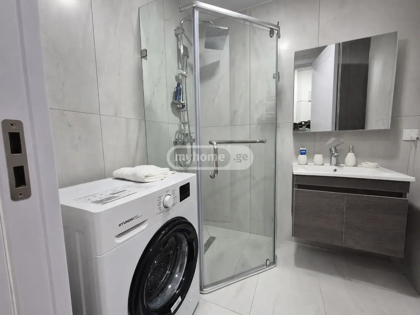 For Rent 1 Room Apartment view 5
