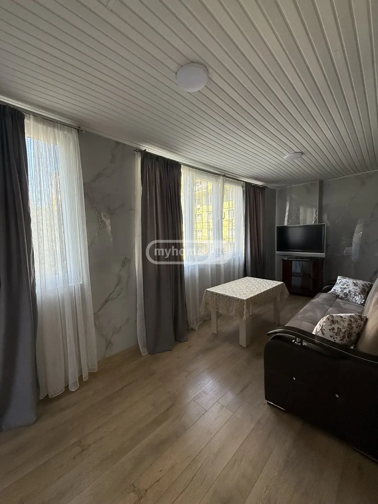 For Sale 5 Room Apartment view 4