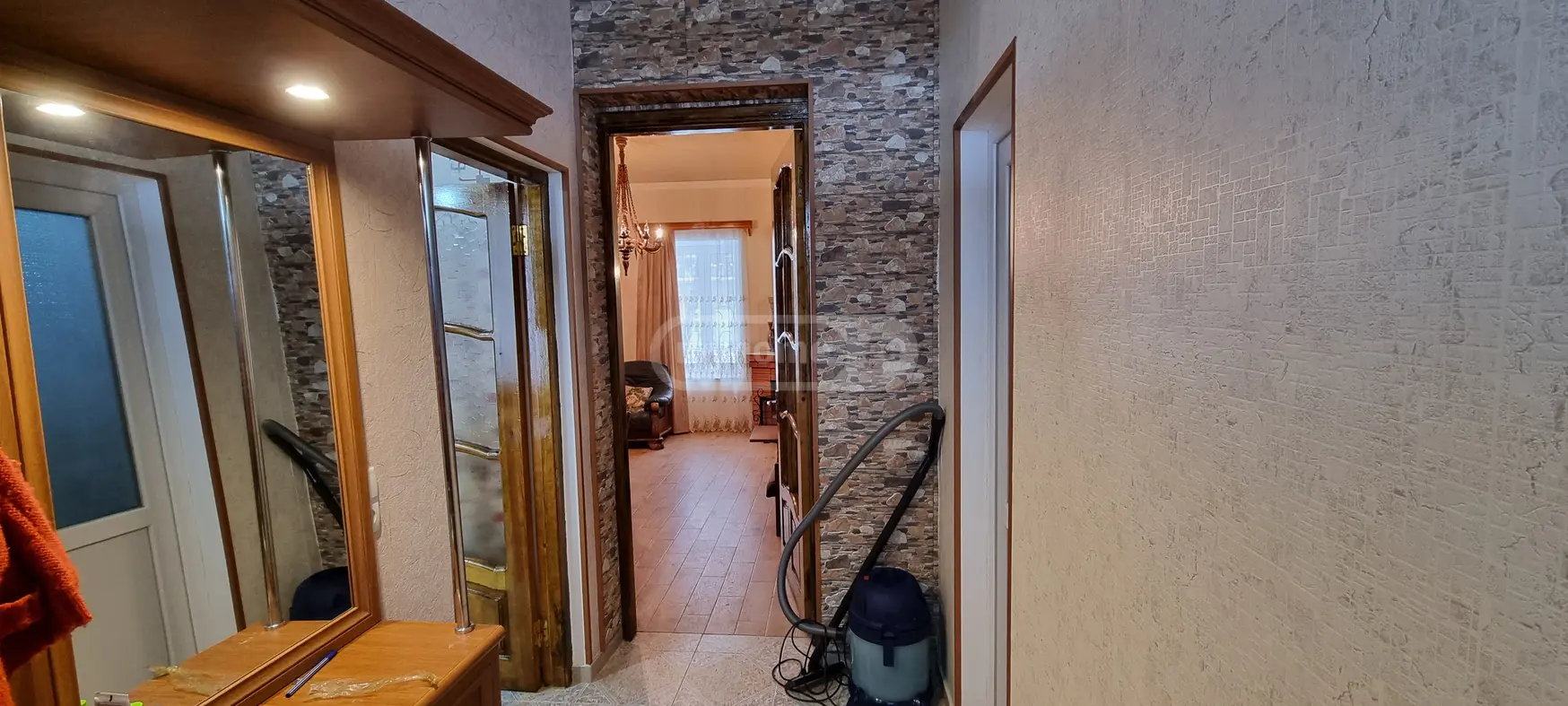 Продажа 4-комната Квартира в Abastumanshi view 1